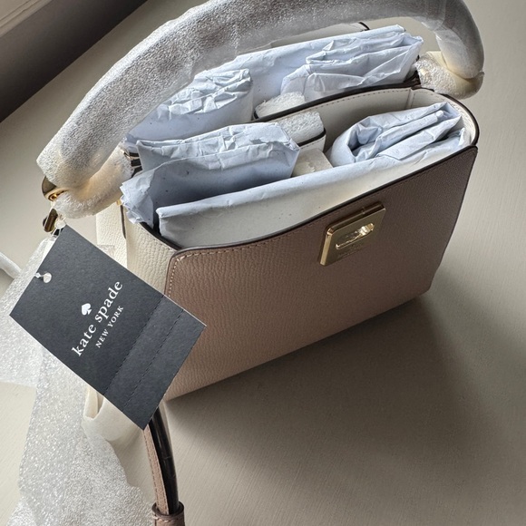 Kate Spade Phoebe Small Top Handle Bag - Picture 4 of 6